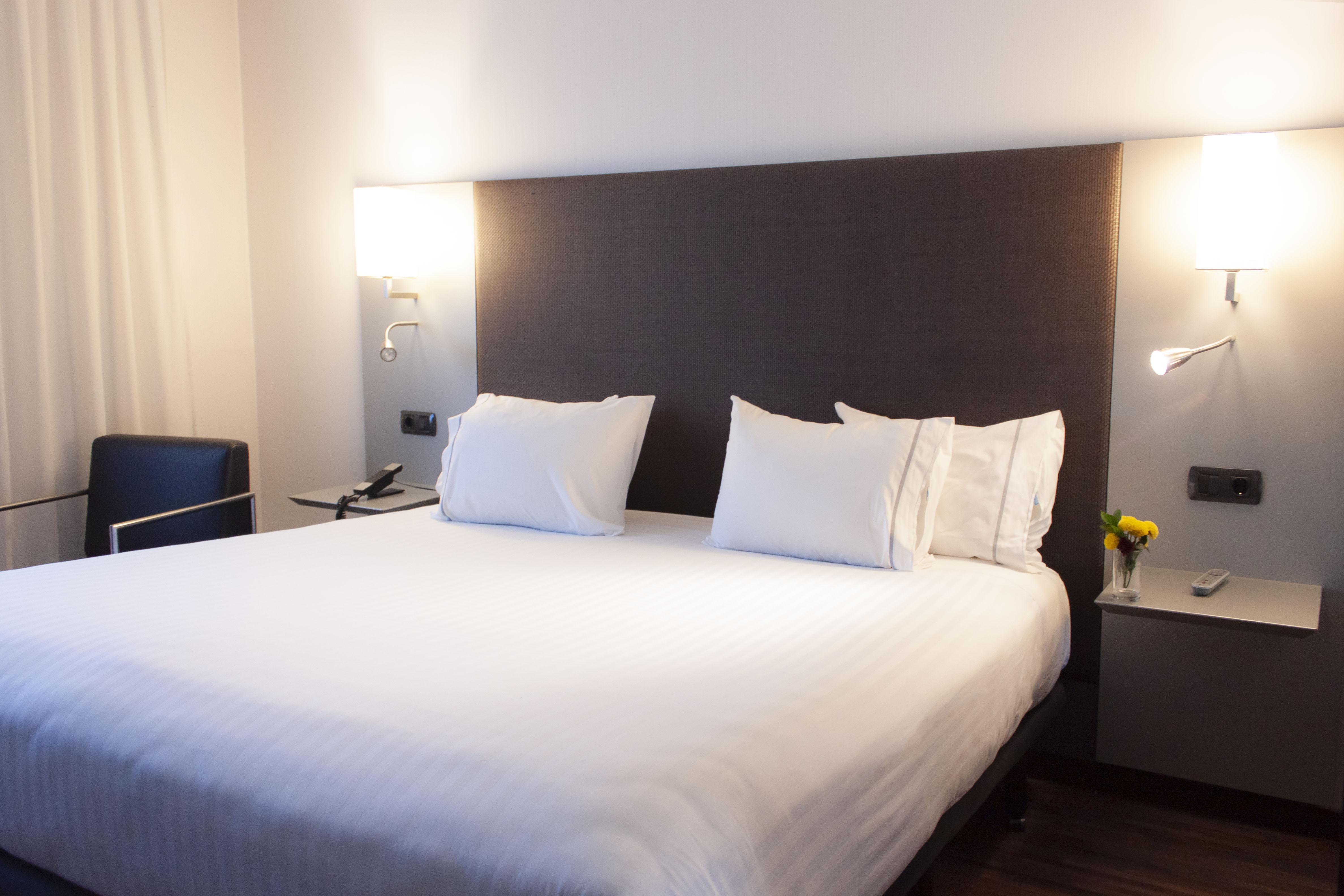 Exe Zizur Pamplona Hotel Zizur Mayor Eksteriør billede