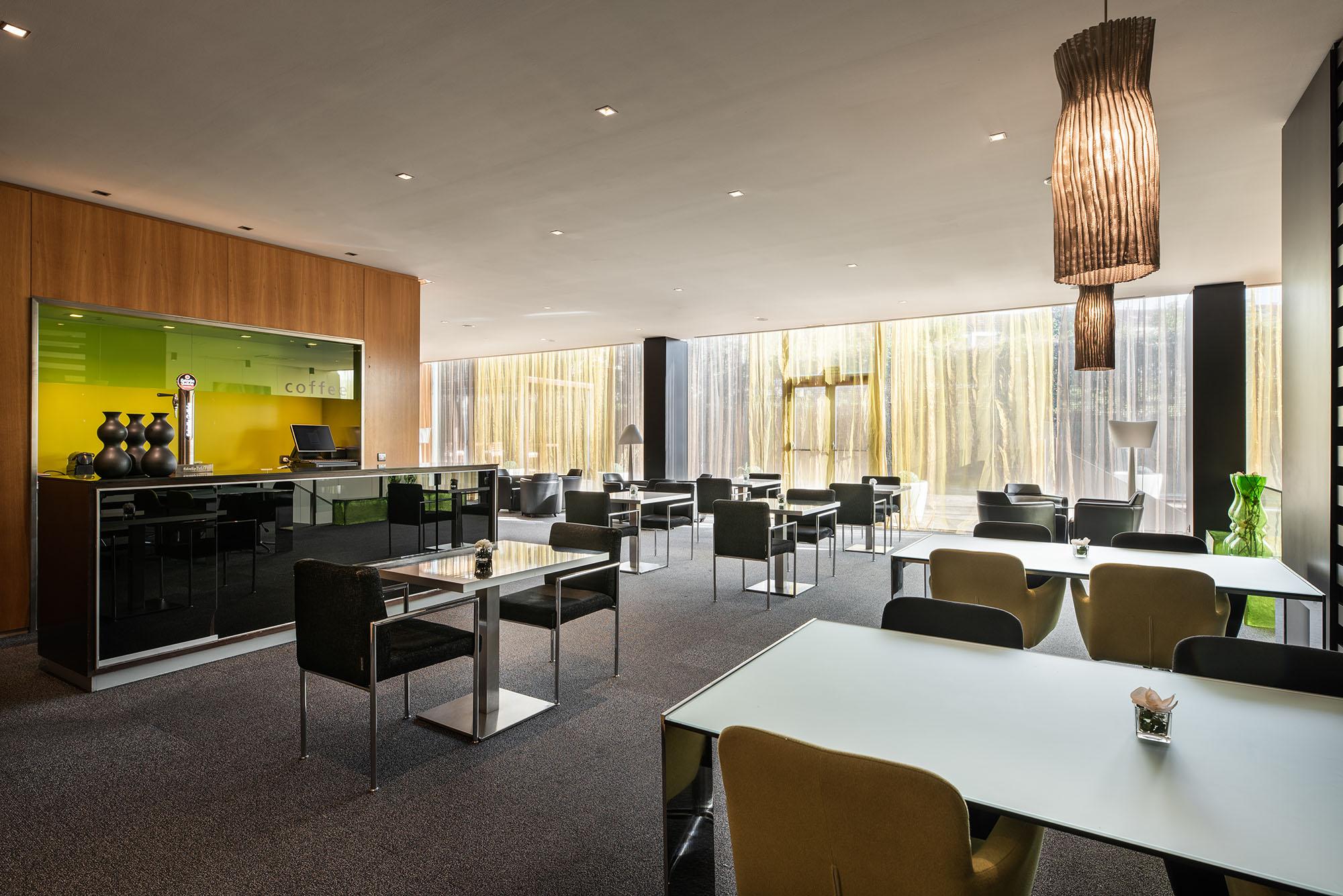 Exe Zizur Pamplona Hotel Zizur Mayor Eksteriør billede